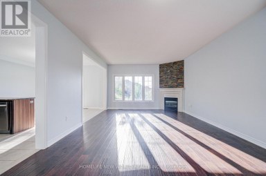 146 ART WEST AVENUE Newmarket (Woodland Hill) Ontario photo 12