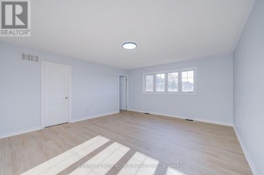146 ART WEST AVENUE Newmarket (Woodland Hill) Ontario photo 29