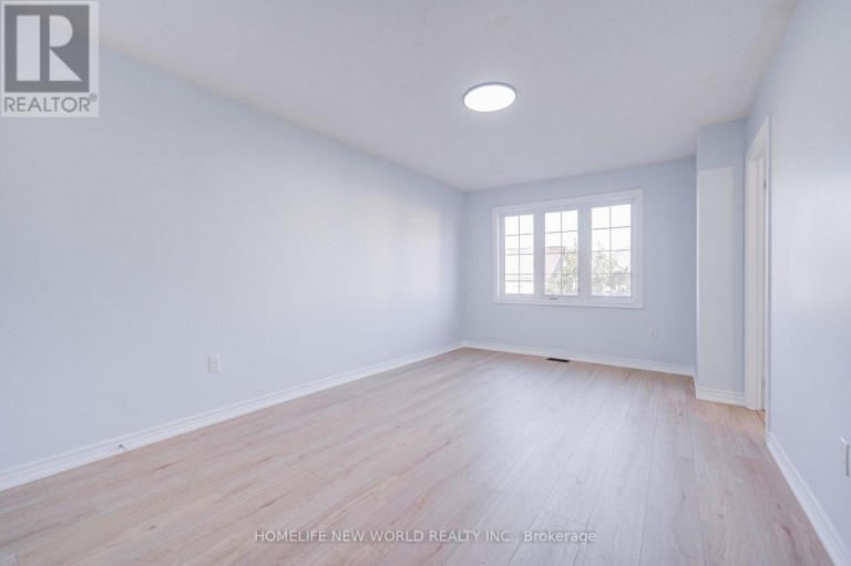 146 ART WEST AVENUE, Newmarket (Woodland Hill), Ontario, L3X0C1