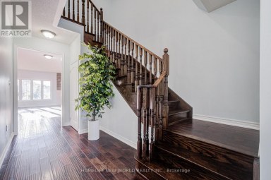 146 ART WEST AVENUE Newmarket (Woodland Hill) Ontario photo 8