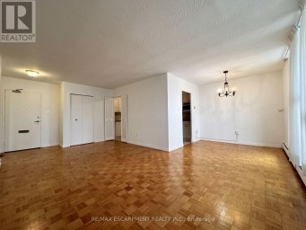 809 - 35 TOWERING HEIGHTS BOULEVARD St. Catharines (Glendale/Glenridge) Ontario photo 1