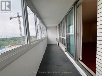 809 - 35 TOWERING HEIGHTS BOULEVARD St. Catharines (Glendale/Glenridge) Ontario photo 13