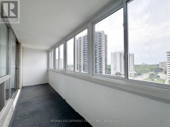 809 - 35 TOWERING HEIGHTS BOULEVARD St. Catharines (Glendale/Glenridge) Ontario photo 14