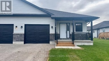 48 MACKENZIE JOHN CRESCENT Brighton Ontario photo 2