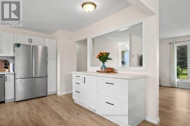504 CORONATION BOULEVARD Loyalist (Amherstview) Ontario photo 9