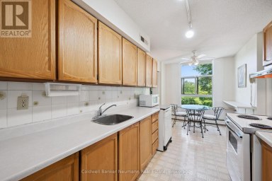305 - 23 WOODLAWN ROAD E Guelph (Riverside Park) Ontario photo 17