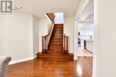 3 CHUDLEIGH AVENUE Brampton (Credit Valley) Ontario photo 15