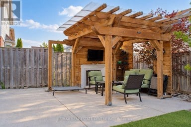 3 CHUDLEIGH AVENUE Brampton (Credit Valley) Ontario photo 4