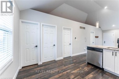 222 KENSINGTON AVENUE N Hamilton (Crown Point) Ontario photo 18