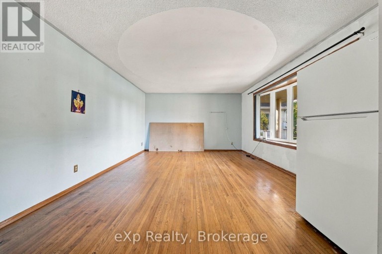 501 SIDNEY STREET, Belleville (Belleville Ward), Ontario, K8P4A3