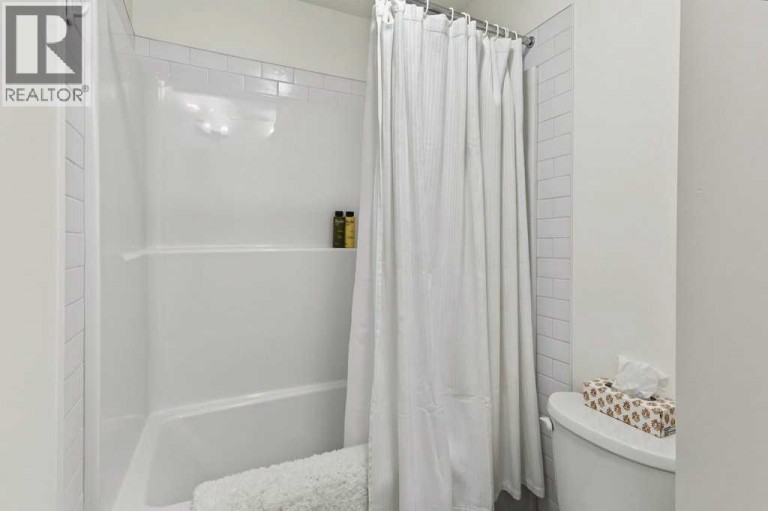 533 Sage Hill Road NW, Calgary, Alberta, T3R1Y2
