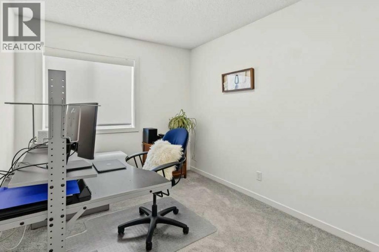 533 Sage Hill Road NW, Calgary, Alberta, T3R1Y2