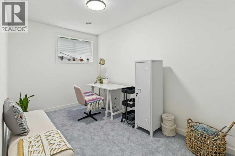 533 Sage Hill Road NW, Calgary, Alberta, T3R1Y2