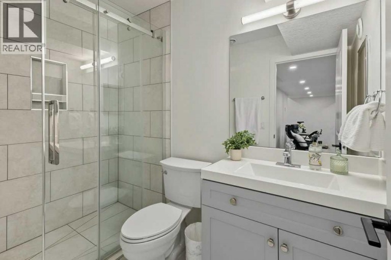 533 Sage Hill Road NW, Calgary, Alberta, T3R1Y2