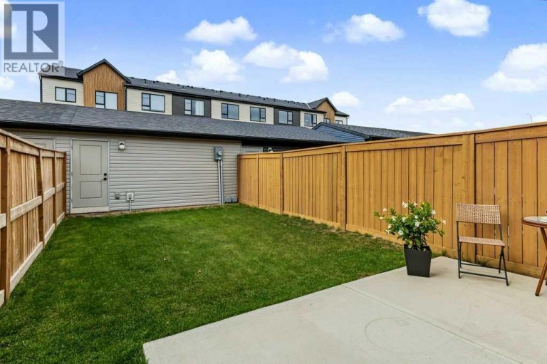 533 Sage Hill Road NW, Calgary, Alberta, T3R1Y2