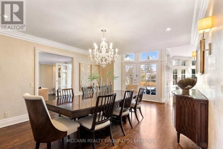 27 STRATHGOWAN CRESCENT, Toronto (Lawrence Park South), Ontario, M4N2Z6