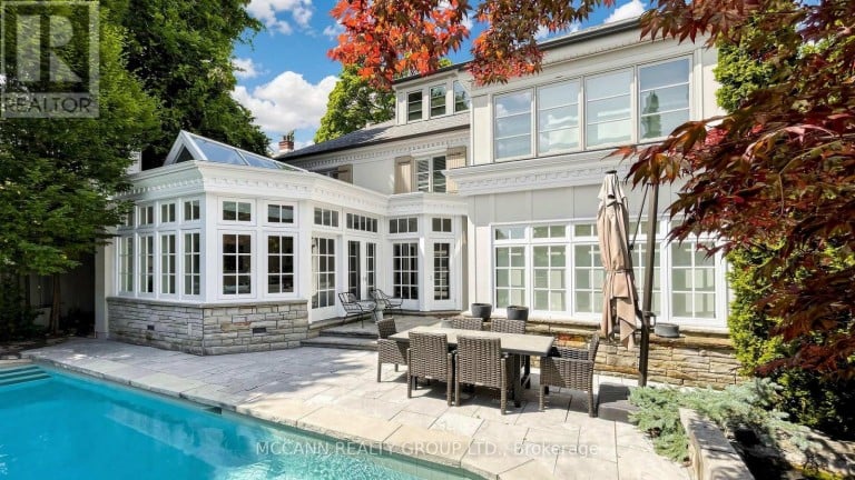 27 STRATHGOWAN CRESCENT, Toronto (Lawrence Park South), Ontario, M4N2Z6