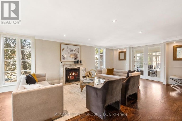 27 STRATHGOWAN CRESCENT, Toronto (Lawrence Park South), Ontario, M4N2Z6