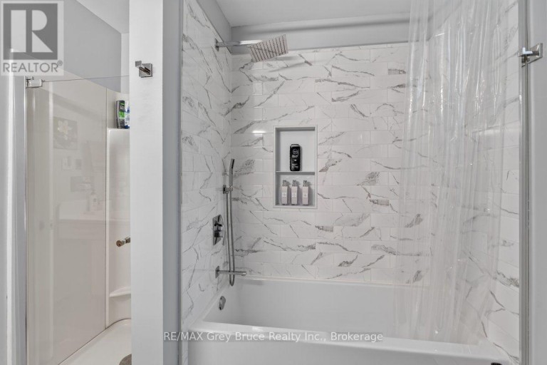 590 4TH STREET E, Owen Sound, Ontario, N4K1B1