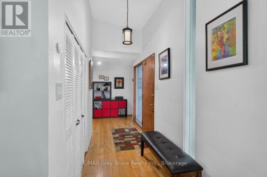 590 4TH STREET E Owen Sound Ontario photo 3