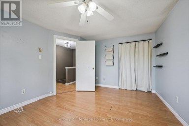 279 STRATHALLAN STREET Centre Wellington (Fergus) Ontario photo 28