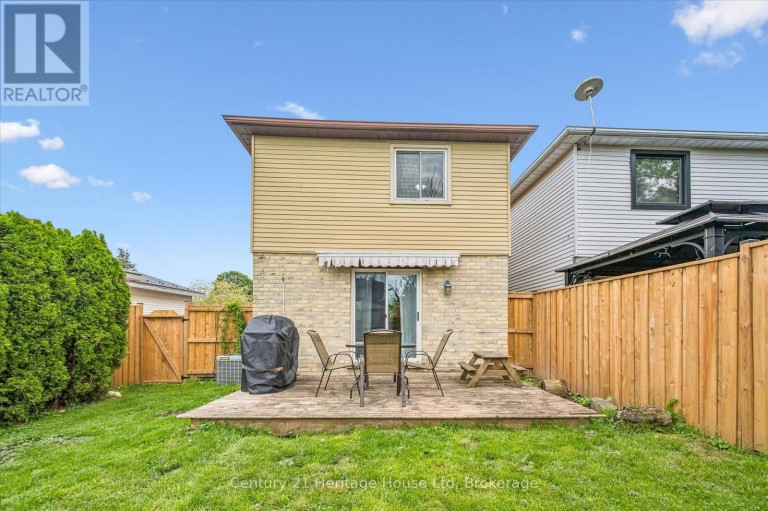 279 STRATHALLAN STREET, Centre Wellington (Fergus), Ontario, N1M3L6