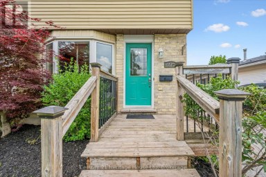 279 STRATHALLAN STREET Centre Wellington (Fergus) Ontario photo 5
