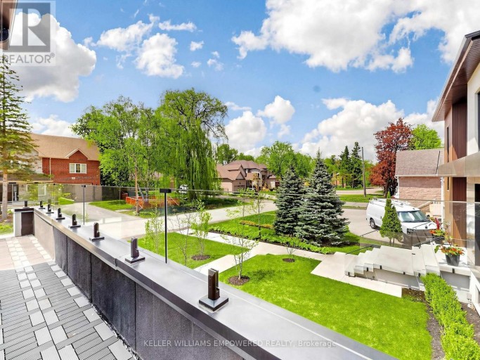 49 FERGUS AVENUE, Richmond Hill (Oak Ridges Lake Wilcox), Ontario, L4E3C2
