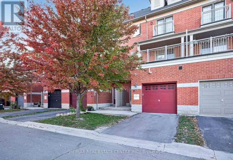 5 - 2530 COUNTRYSIDE DRIVE, Brampton (Sandringham-Wellington North), Ontario, L6R3T4