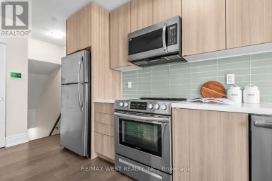 303 - 1150 BRIAR HILL AVENUE Toronto (Briar Hill-Belgravia) Ontario photo 5