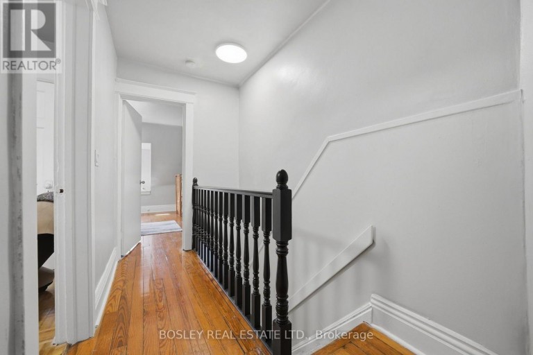 45 ALTON AVENUE, Toronto (South Riverdale), Ontario, M4L2M3