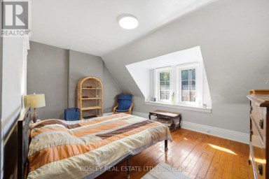 45 ALTON AVENUE Toronto (South Riverdale) Ontario photo 27