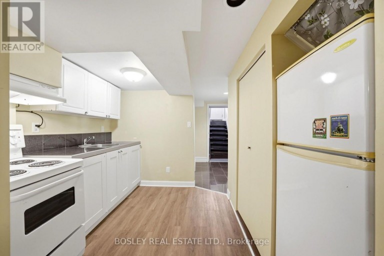 45 ALTON AVENUE, Toronto (South Riverdale), Ontario, M4L2M3