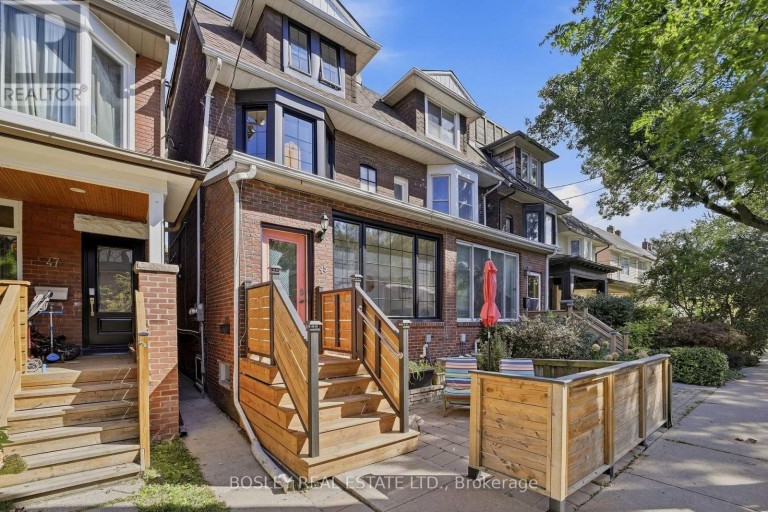 45 ALTON AVENUE, Toronto (South Riverdale), Ontario, M4L2M3