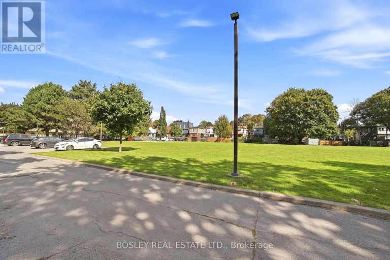 45 ALTON AVENUE, Toronto (South Riverdale), Ontario, M4L2M3