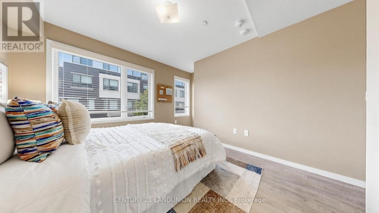 107 - 600 ALEX GARDNER CIRCLE, Aurora (Aurora Village), Ontario, L4G3G5