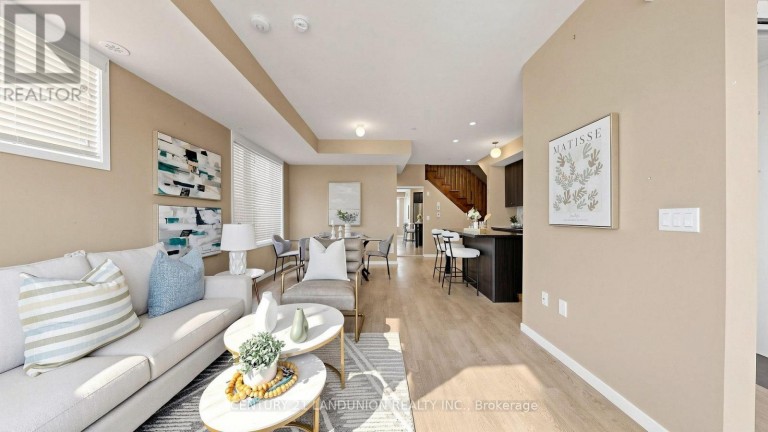 107 - 600 ALEX GARDNER CIRCLE, Aurora (Aurora Village), Ontario, L4G3G5