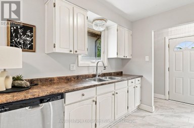 32 COURTICE CRESCENT Collingwood Ontario photo 11