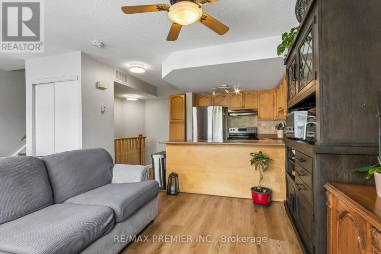 2152 - 105 GEORGE APPLETON WAY, Toronto (Downsview-Roding-CFB), Ontario, M3M0A2