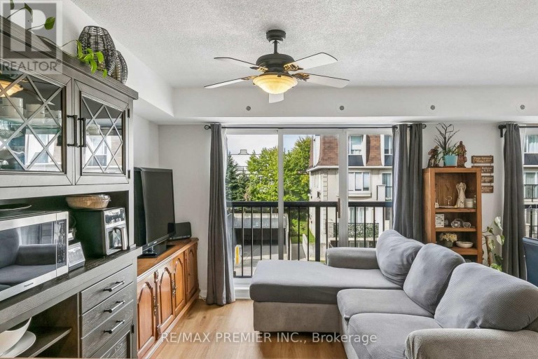 2152 - 105 GEORGE APPLETON WAY, Toronto (Downsview-Roding-CFB), Ontario, M3M0A2