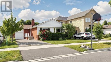 32 ALLONSIUS DRIVE Toronto (Eringate-Centennial-West Deane) Ontario photo 2