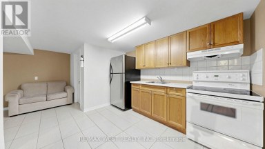 32 ALLONSIUS DRIVE Toronto (Eringate-Centennial-West Deane) Ontario photo 29
