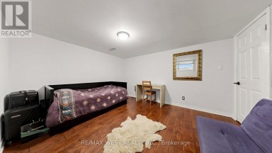 32 ALLONSIUS DRIVE Toronto (Eringate-Centennial-West Deane) Ontario photo 32