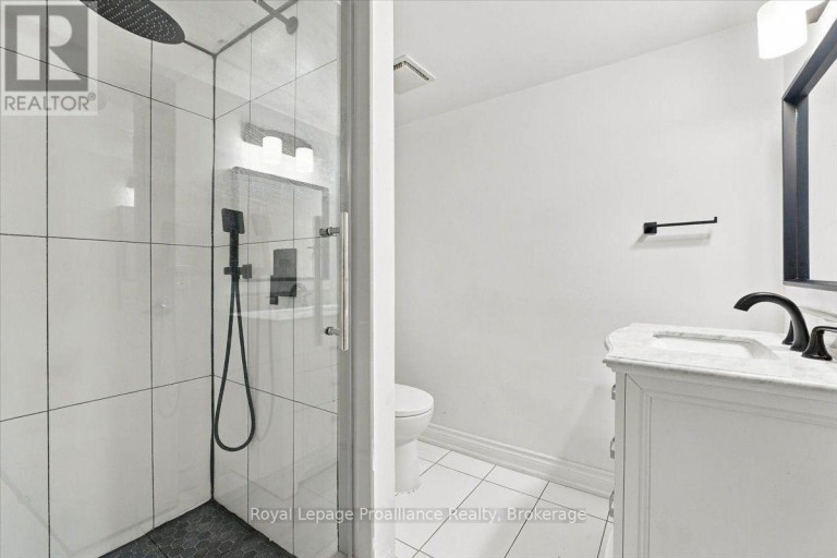 380 ASHLEY STREET, Belleville (Belleville Ward), Ontario, K0K2B0