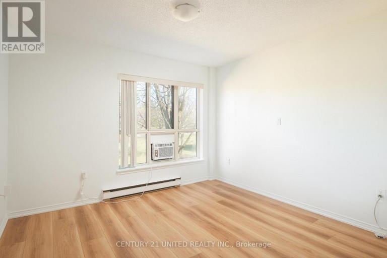 218 - 921 ARMOUR ROAD, Peterborough (Ashburnham Ward 4), Ontario, K9H7K5