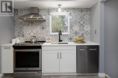 112 PROSPECT HILL Quinte West (Trenton Ward) Ontario photo 11
