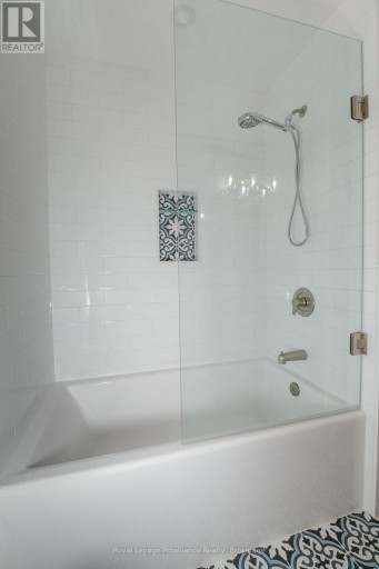 112 PROSPECT HILL, Quinte West (Trenton Ward), Ontario, K8V2V3