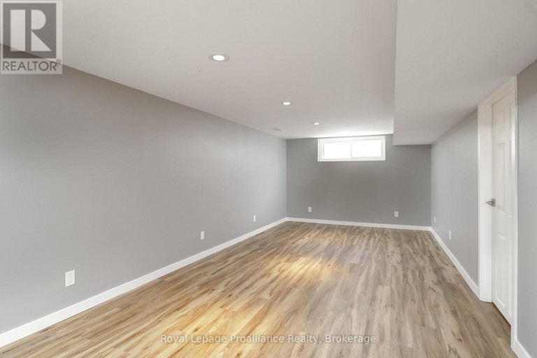 112 PROSPECT HILL, Quinte West (Trenton Ward), Ontario, K8V2V3