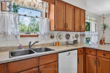 87 OAKWOOD CRESCENT Peterborough (Monaghan Ward 2) Ontario photo 13