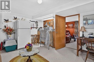 87 OAKWOOD CRESCENT Peterborough (Monaghan Ward 2) Ontario photo 37